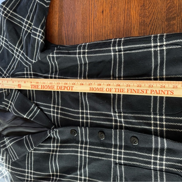 Jaeger Made in Great Britain Plaid Black & White 100% Wool Blazer US Size 6 - Picture 11 of 11